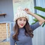 Crochet thick wool hat