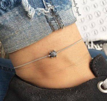 Handmade anklet in the shape of a turtle