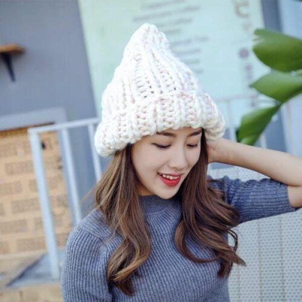 Crochet thick wool hat