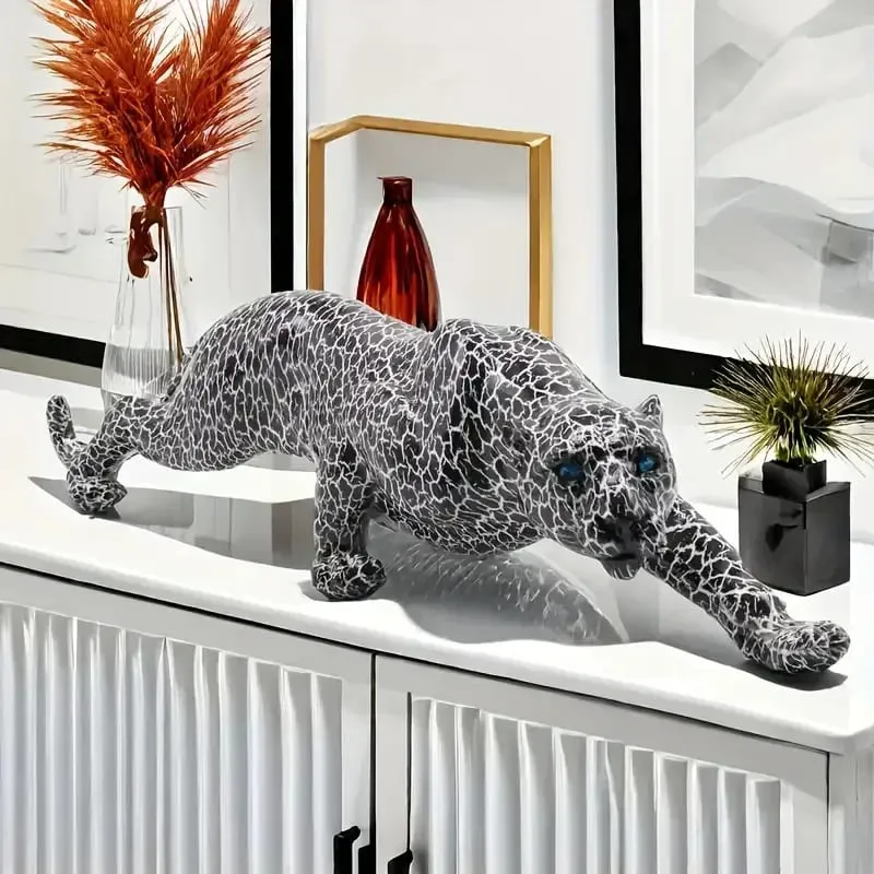 Leopard Statue