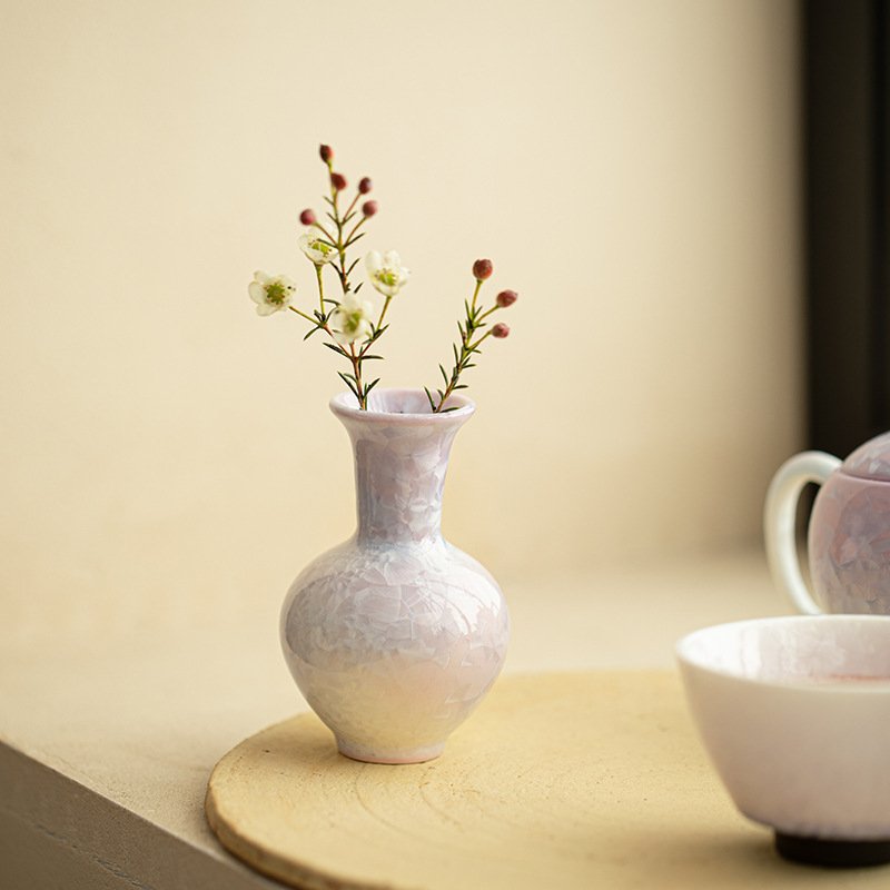 The Kiln-Changed Crystal Glaze Mini Vase