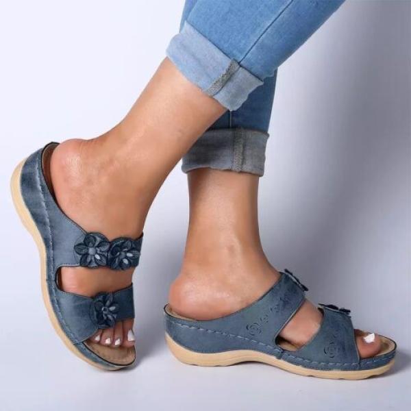 Handmade casual sandals