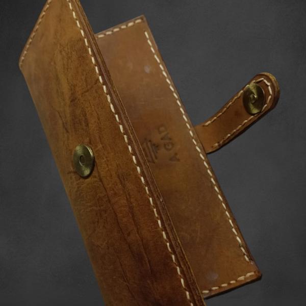 Handmade men's wallet made of natural leather